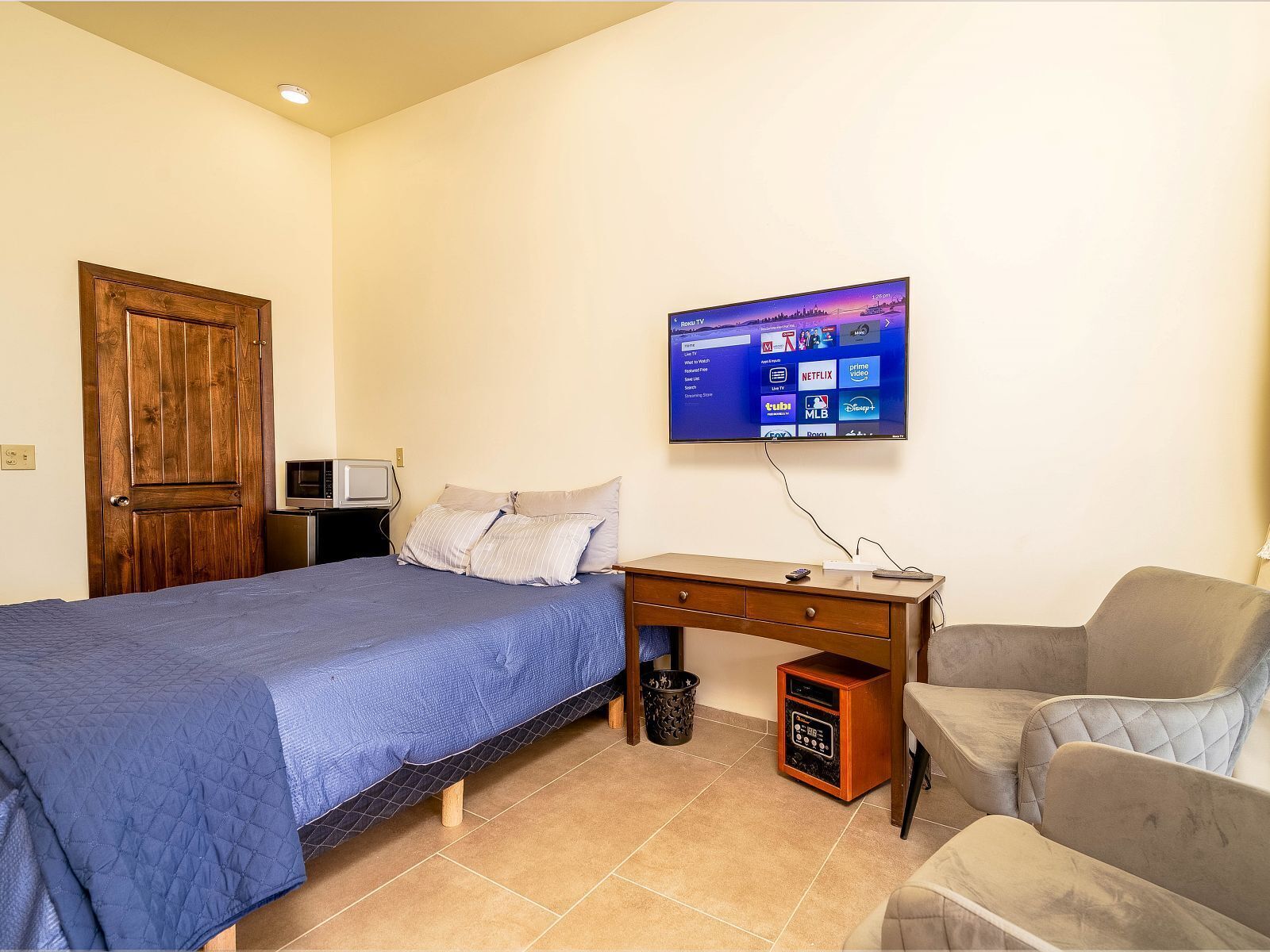 1 bedroom, WiFi, bed sheets