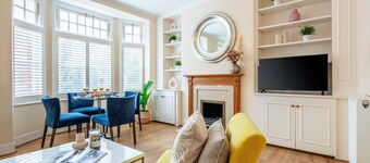 Stylish 3BR 2BA in Mayfair by Hyde Park 