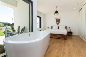 Shower, towels