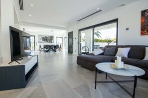 Living room - Villa Videira - By Dalma Portuguesa (Albufeira)