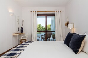 1 kamar tidur, tempat tidur bayi (biaya tambahan), dan seprai linen