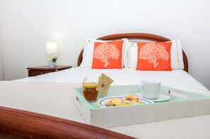 Shower, towels - Dalma - Villa Medronheiro (Albufeira)