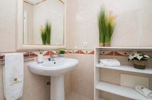 淋浴設備、毛巾