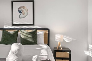 10 bedrooms, desk, iron/ironing board, travel cot