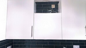 公寓 | 浴室 | 淋浴设施、毛巾