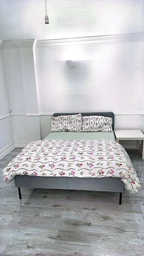 2 habitaciones, wifi gratis y ropa de cama 