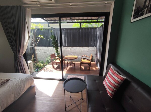 Room, 2 Twin Beds, Non Smoking | Terrace/patio