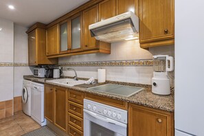Fridge, microwave, oven, dishwasher