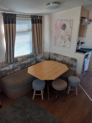 Chalet | Dining - Caravan Escape at Happy Days Mablethorpe (Mablethorpe)