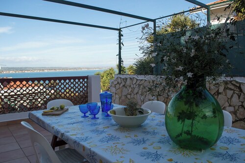 Calypso, Saracen Coast