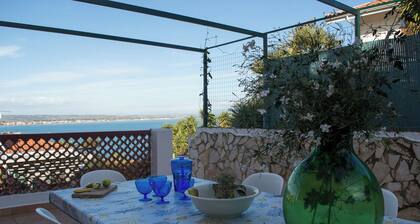 Calypso, Saracen Coast