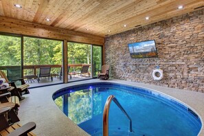 Indoor pool, a heated pool - Brand New indoor Heated Pool Cabin, Escape to beauty (Sevierville)