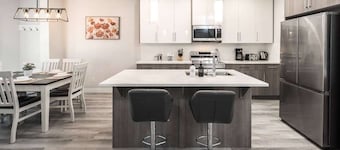 A/C • Large 3BR• FREE Banff Pass