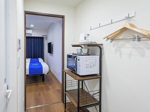 Zweibettzimmer, Nichtraucher (Premier light) | Bügeleisen/Bügelbrett, kostenloses WLAN