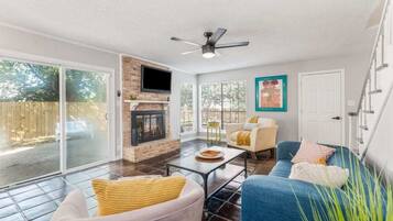 Smart TV, fireplace, offices