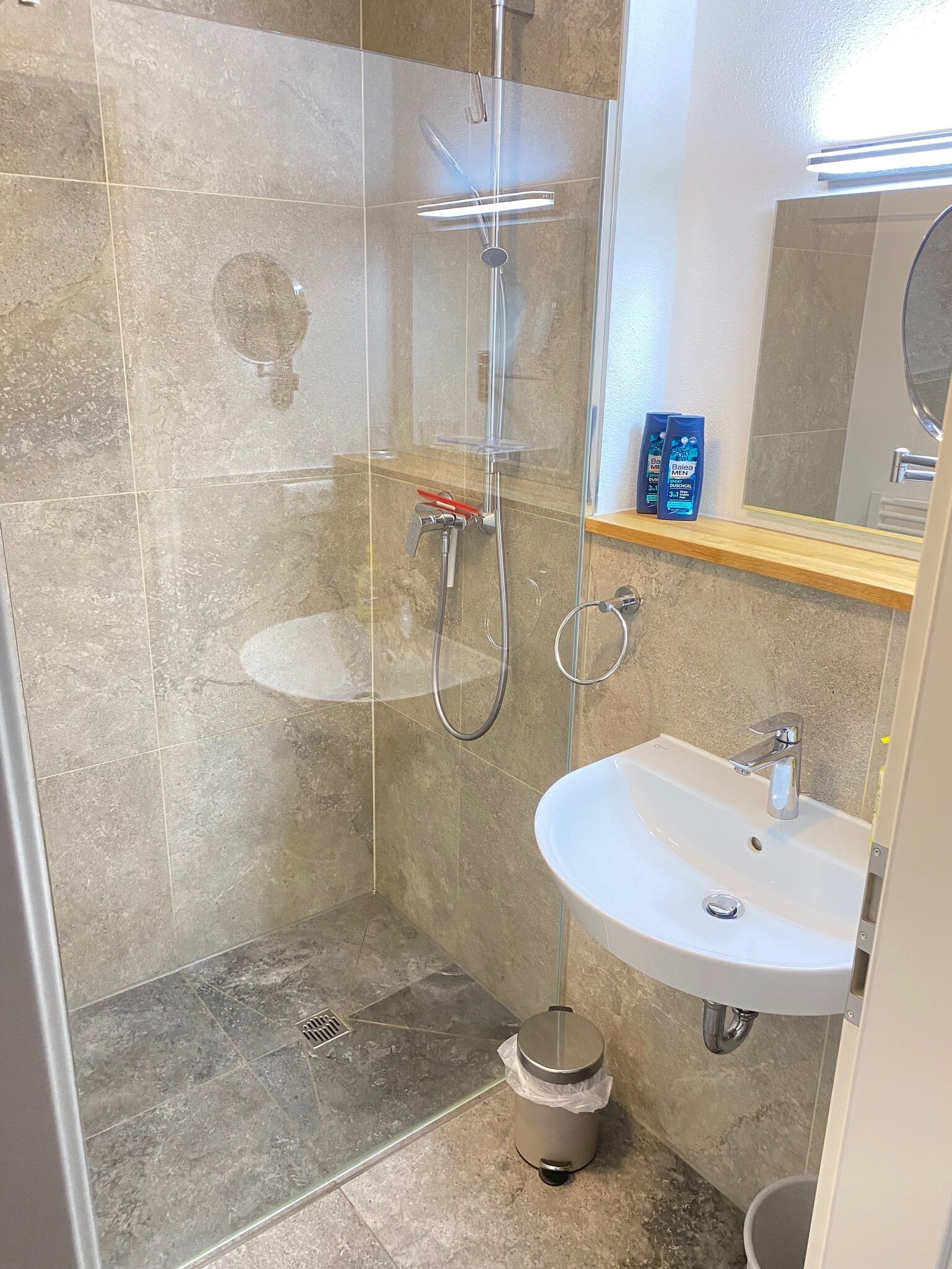 Deluxe-Apartment | Badezimmer