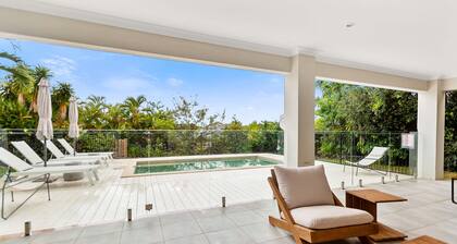 Cove Retreat - Kid Pet and Pool Paradise