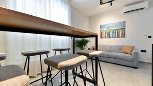 Studio, pemandangan kota | Ruang makan