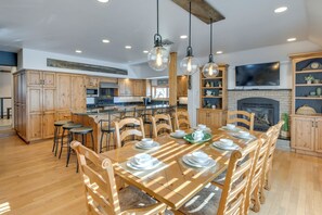 Villa (6 Bedrooms) | Interior