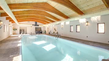 Villa (6 Bedrooms) | Interior