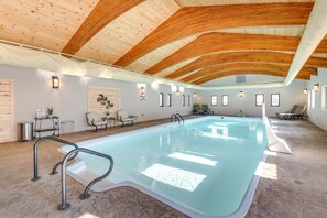 Villa (6 Bedrooms) | Interior - Game Room, Media Room & Pool: Luxe Villa in Craig! (Craig)