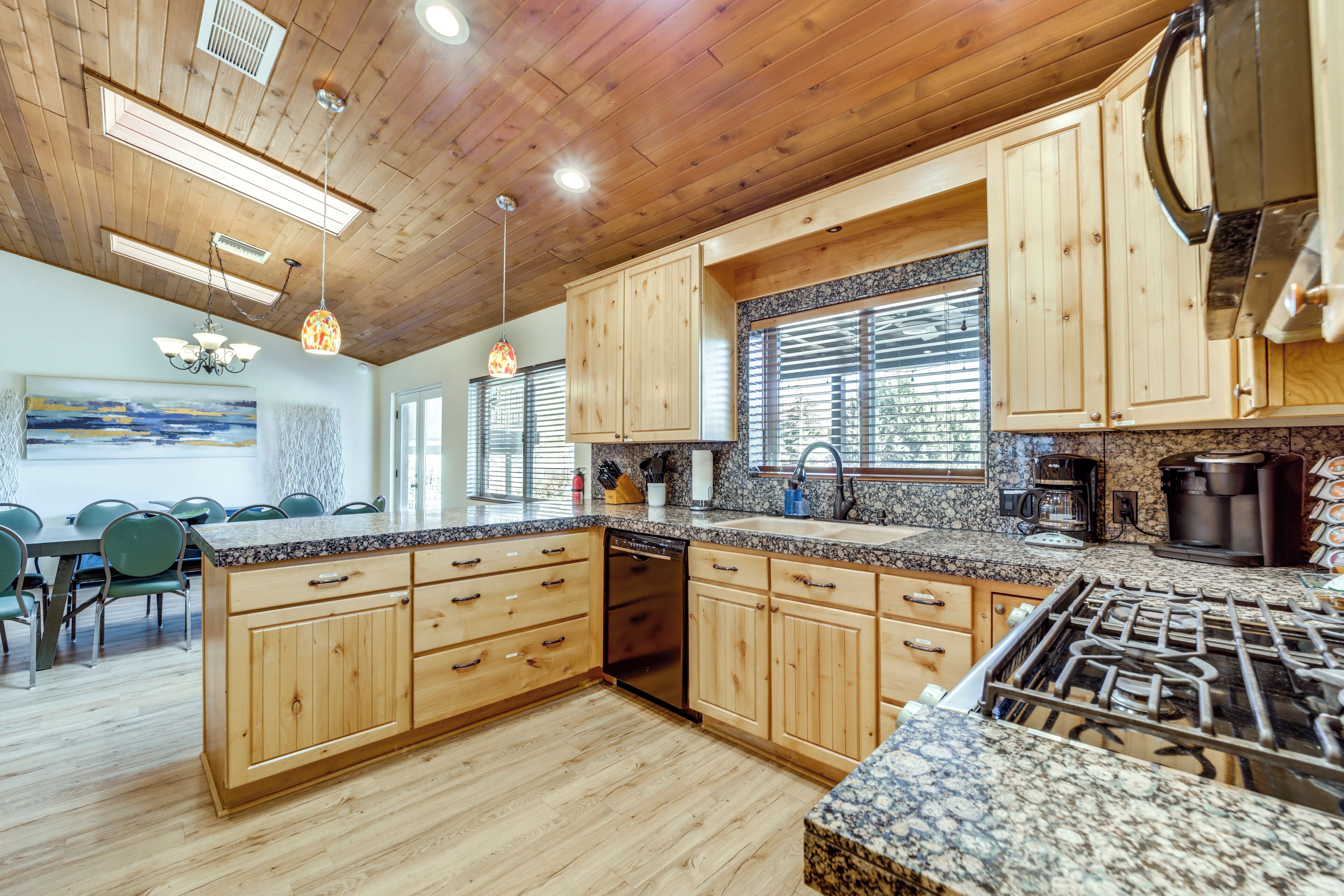 單棟房屋 (5 Bedrooms) | 內部