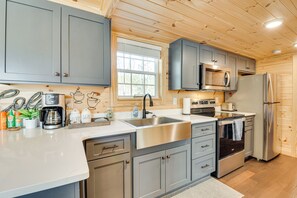 Interior - Steps to Lake Keowee: Secluded Seneca Sanctuary! (Seneca)