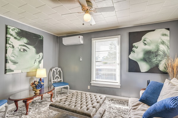 Near Sabine Lake & Refineries: Pet-friendly Apt - Port Arthur, TX