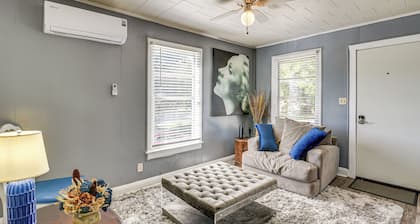 Near Sabine Lake: Pet-friendly Apt in Port Arthur