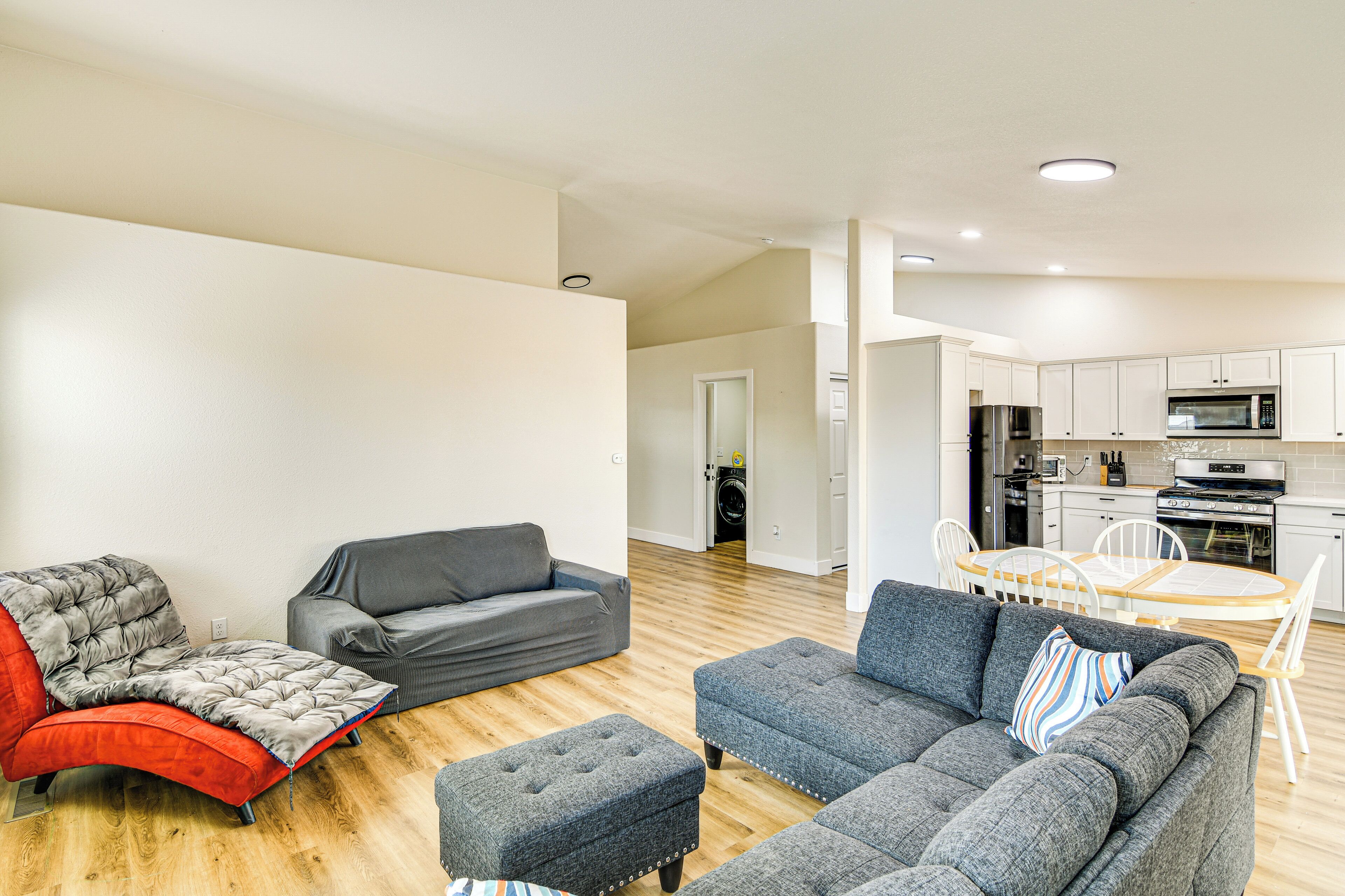 House (3 Bedrooms) | Front of property
