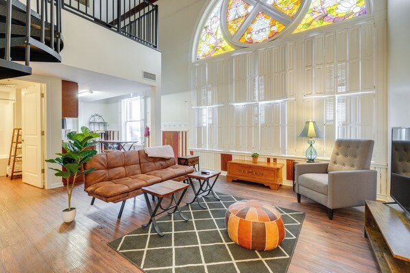 Apartment (0 Bedroom) | Interior