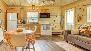 House (1 Bedroom) | Interior