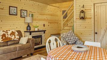 House (1 Bedroom) | Interior