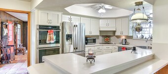 Family Home on 30 Acres in Manvel!