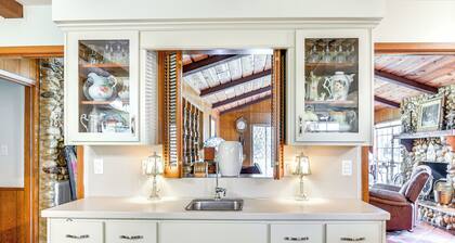 Family Home on 30 Acres in Manvel!