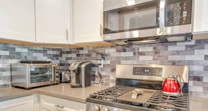 Near Hiking & Golf: Cozy Cottage in Morgan Hill!