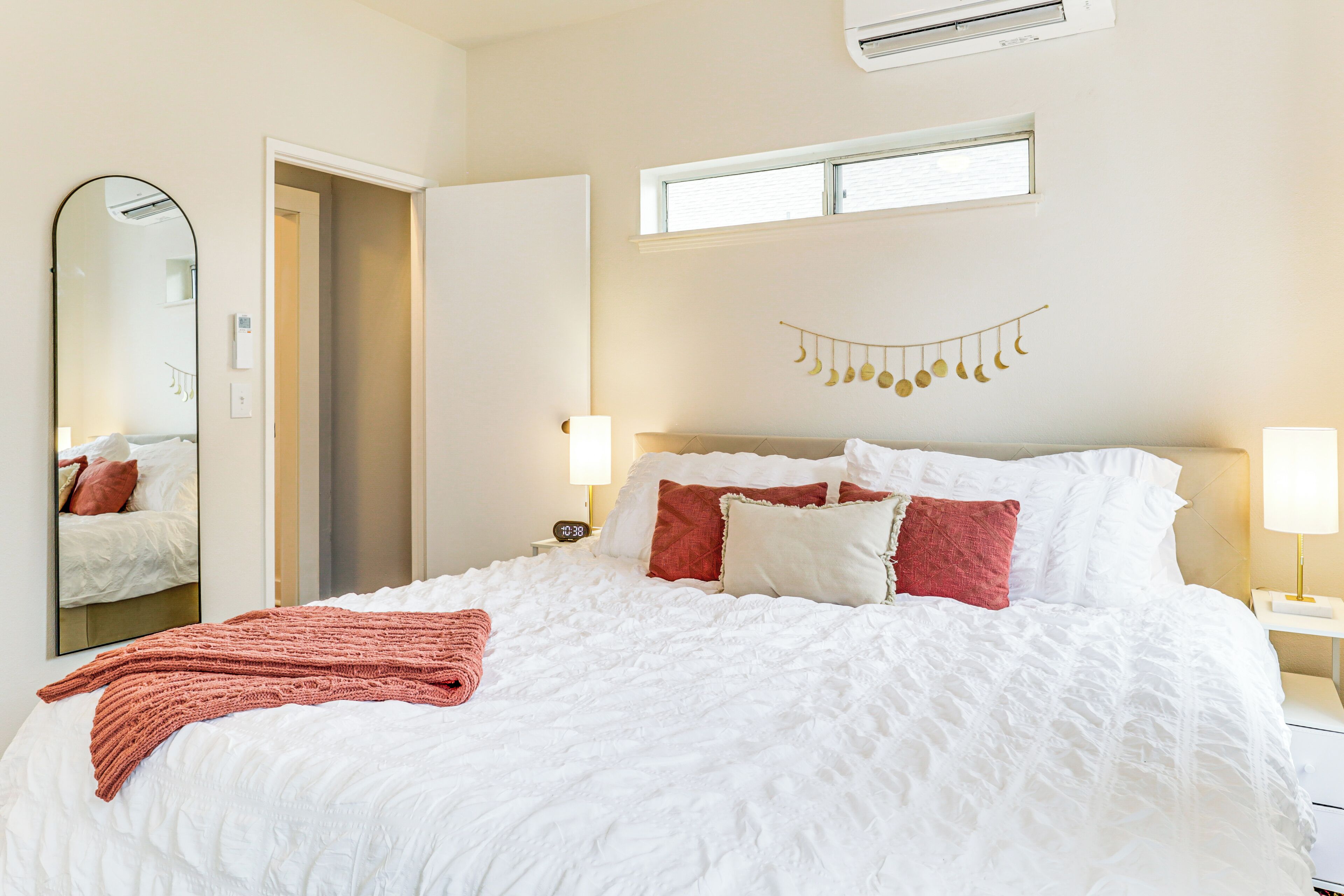 Cottage (2 Bedrooms) | Interior