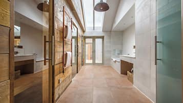 Suite | Bathroom | Separate tub and shower, hair dryer, bathrobes, slippers