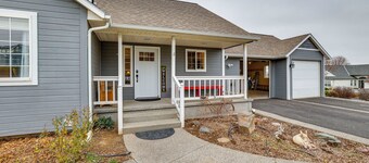 6 Mi to Dtwn Lewiston: Quiet Home w/ Views