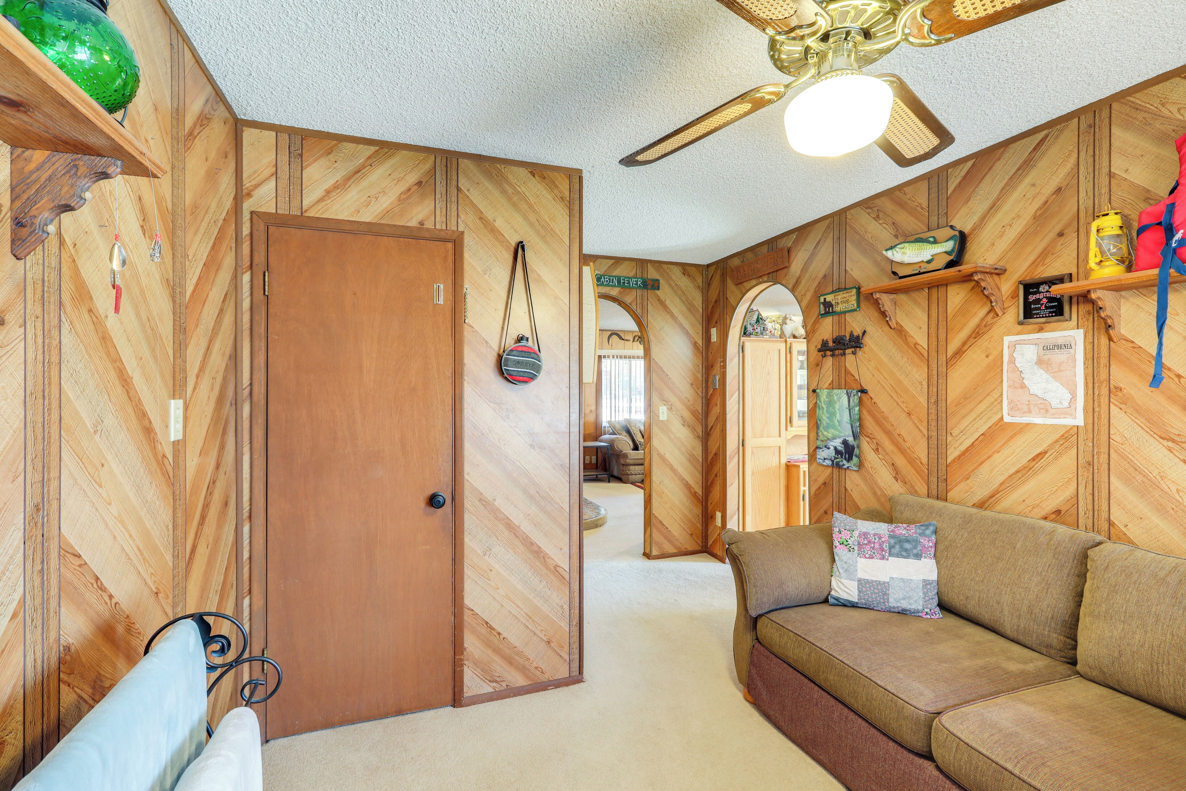 House (2 Bedrooms) | Interior