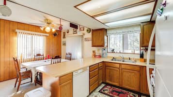 Casa (2 Bedrooms) | Interior