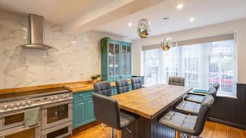 منزل | 4 عدّة غرف نوم