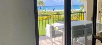 Oceanfront Condo on Seven Mile Beach