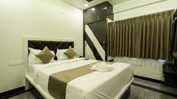 5 chambres, fer et planche Ă  repasser, Wi-Fi gratuit, draps fournis