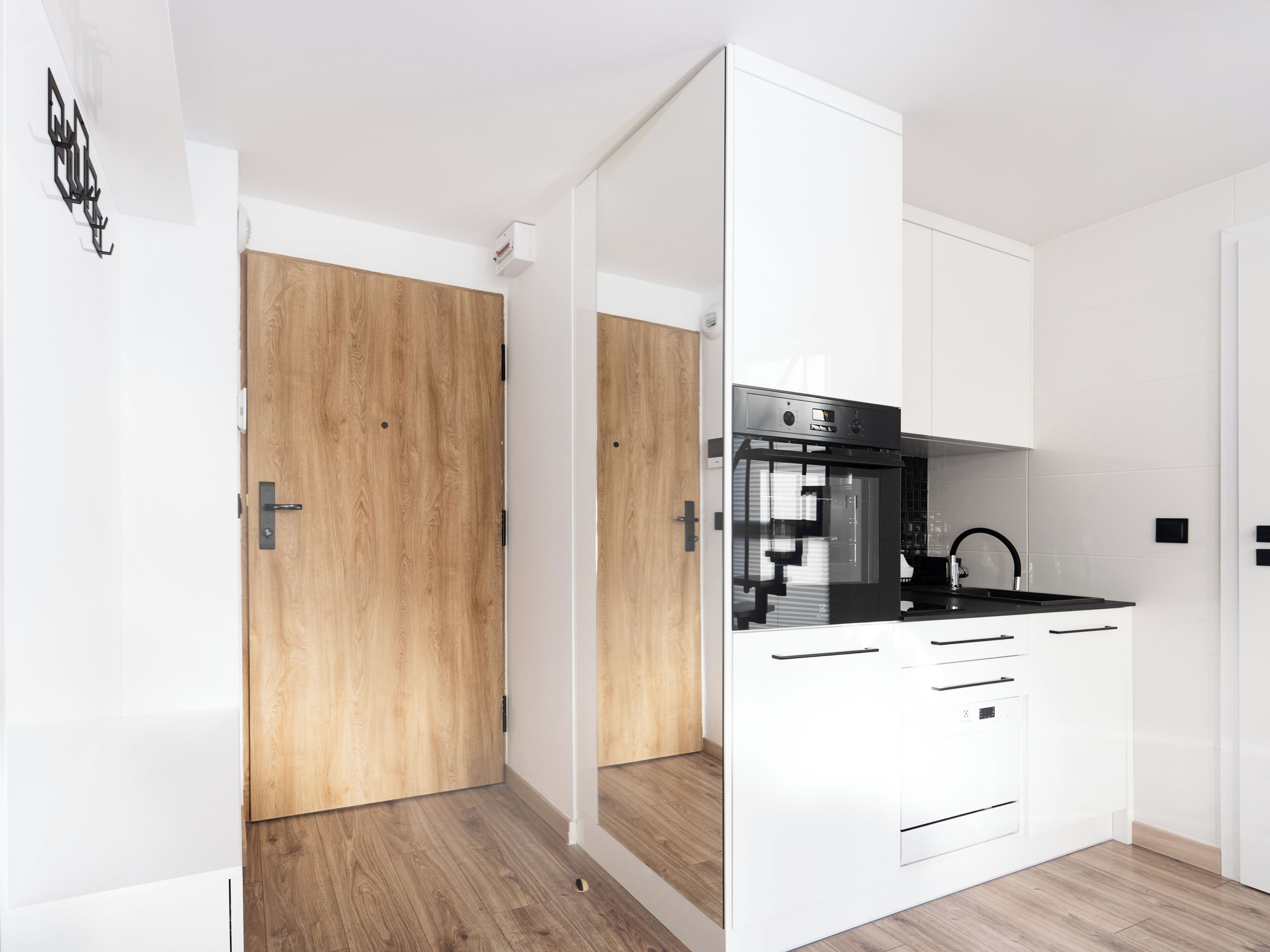 Apartment, River View | Private kitchenette | Electric kettle