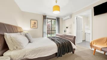 3 bedrooms