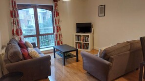 TV - Nestled Away 2BD - 500Mtrs to Guinness Storehouse (Dublin)