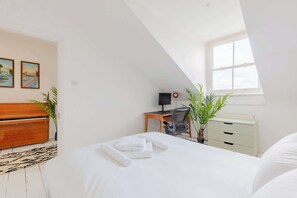 2 Schlafzimmer, Bügeleisen/Bügelbrett, Internetzugang, Bettwäsche