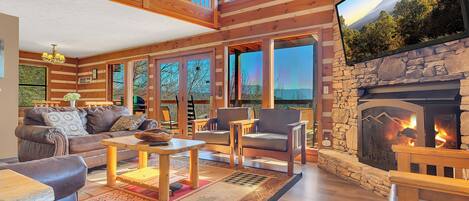 Fernseher, Kamin, DVD-Player, Tischfußball