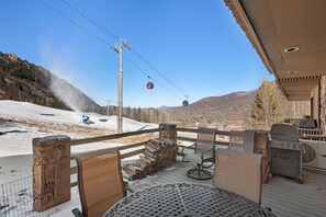 Outdoor dining - Aspen Alps Apartment #704 3 Bedroom Condo (Aspen)